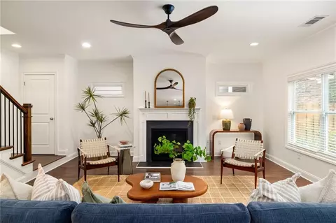 1052 Johnson Grv, Atlanta, GA 30318