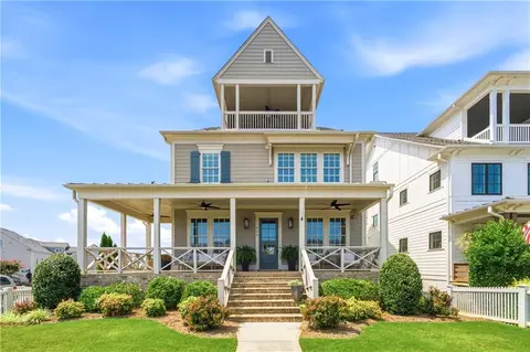 559 S Club Dr, Woodstock, GA 30188