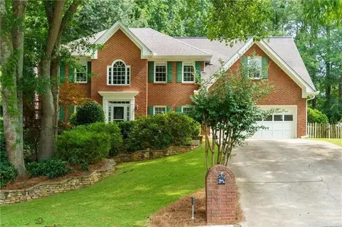 10785 Tuxford Dr, Alpharetta, GA 30022