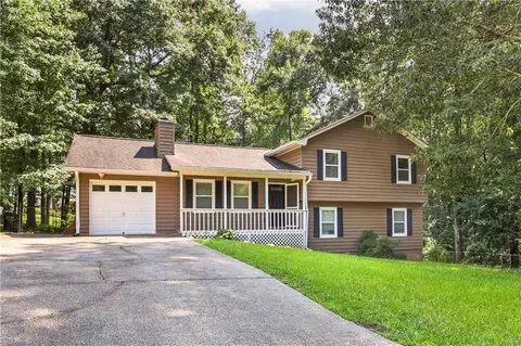 1501 Fieldrock Ct, Lawrenceville, GA 30043