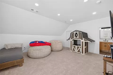 Bedroom - 1475 Storey Ln, Jefferson, GA 30549 photo 13 of 14