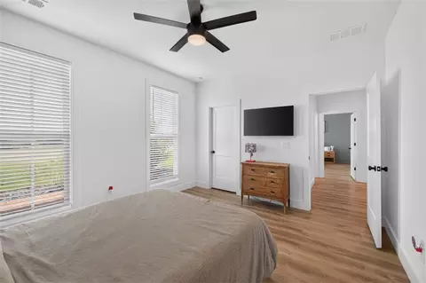 Bedroom - 1475 Storey Ln, Jefferson, GA 30549 photo 2 of 14