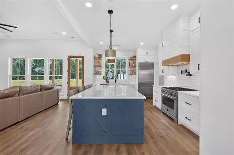 Kitchen - 1475 Storey Ln, Jefferson, GA 30549 photo 3 of 6