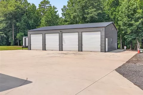 Exterior - 1475 Storey Ln, Jefferson, GA 30549 photo 9 of 22