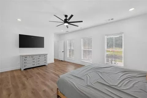 Bedroom - 1475 Storey Ln, Jefferson, GA 30549 photo 12 of 14