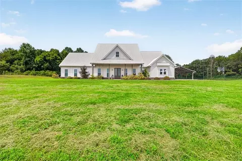Exterior - 1475 Storey Ln, Jefferson, GA 30549 photo 2 of 22