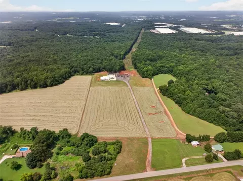 View/Area - 1475 Storey Ln, Jefferson, GA 30549 photo 2 of 10