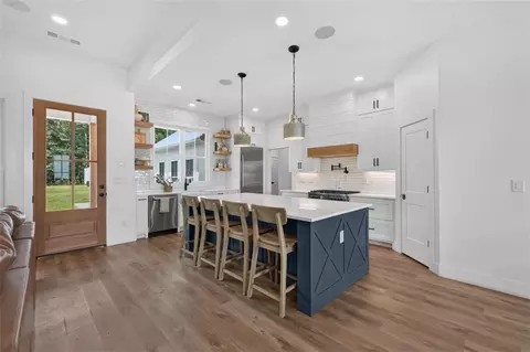 Kitchen - 1475 Storey Ln, Jefferson, GA 30549 photo 1 of 6