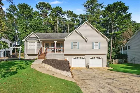 535 Brooksdale Dr, Woodstock, GA 30189