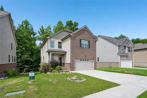 2045 Theberton Trl, Locust Grove, GA 30248