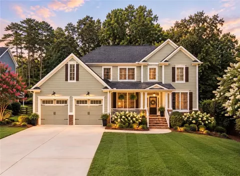 9025 Devonwood Ct, Gainesville, GA 30506
