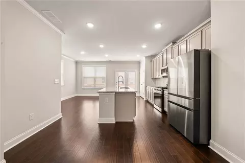 Entry Way - 2695 La Rive Dr, Duluth, GA 30097 photo 3 of 8