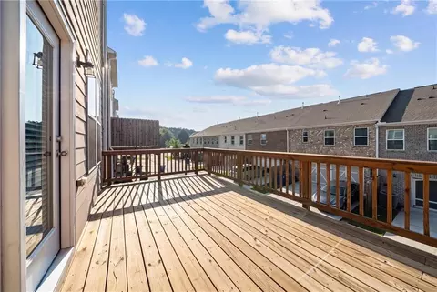 Exterior - 2695 La Rive Dr, Duluth, GA 30097 photo 3 of 4