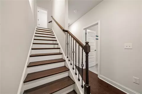 Entry Way - 2695 La Rive Dr, Duluth, GA 30097 photo 6 of 8