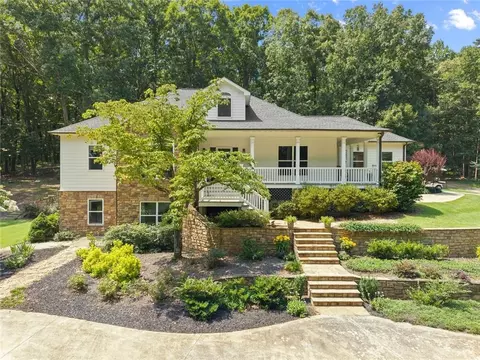5473 Stevenson Rd, Murrayville, GA 30564