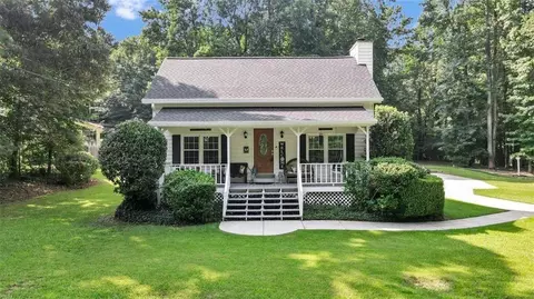 118 O Hara Dr, Woodstock, GA 30188