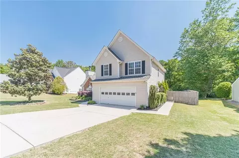 Exterior - 1365 Heatherton Rd, Dacula, GA 30019 photo 3 of 9