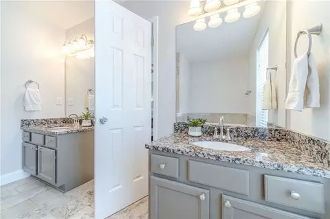 Bath - 1365 Heatherton Rd, Dacula, GA 30019 photo 7 of 7