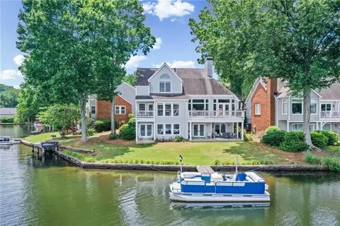 6425 Spinnaker Ln, Alpharetta, GA 30005