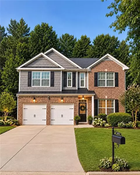 2072 Wildcat Falls Ln, Lawrenceville, GA 30043