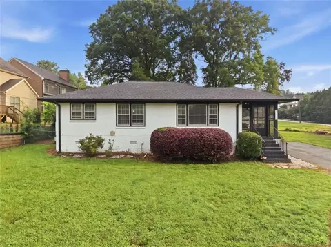1975 Cooper Lake Rd, Smyrna, GA 30080