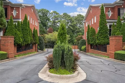 Exterior - 4288 Kingston Gate Cv #5, Atlanta, GA 30341 photo 2 of 7