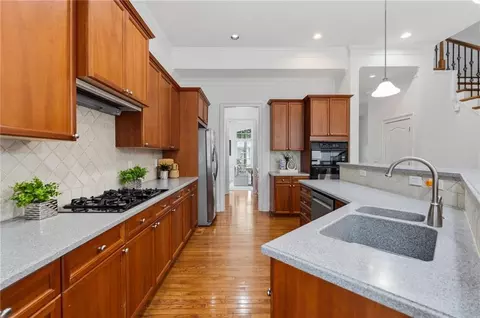 Kitchen - 4288 Kingston Gate Cv #5, Atlanta, GA 30341 photo 3 of 4