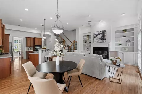 Dining - 4288 Kingston Gate Cv #5, Atlanta, GA 30341 photo 3 of 4