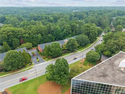 View/Area - 4288 Kingston Gate Cv #5, Atlanta, GA 30341 photo 5 of 5