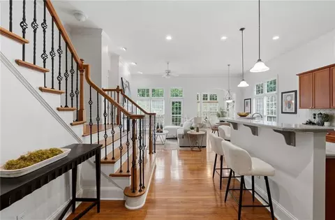 Entry Way - 4288 Kingston Gate Cv #5, Atlanta, GA 30341 photo 3 of 8