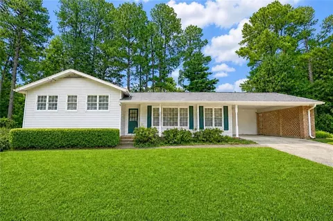 2523 Andover Dr, Atlanta, GA 30360