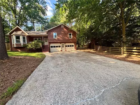 104 Southfork Dr, Woodstock, GA 30189