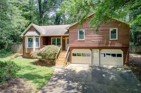 104 Southfork Dr, Woodstock, GA 30189