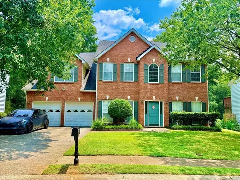 1060 Charter Club Dr, Lawrenceville, GA 30043