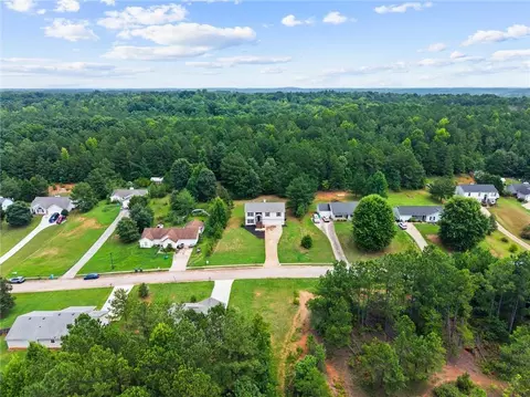 View/Area - 305 Hunters Trce, Covington, GA 30014 photo 3 of 8