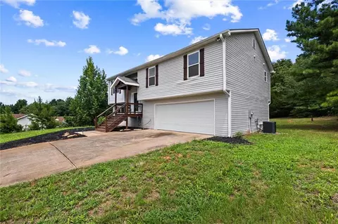 Exterior - 305 Hunters Trce, Covington, GA 30014 photo 4 of 7