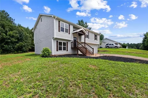 Exterior - 305 Hunters Trce, Covington, GA 30014 photo 3 of 7