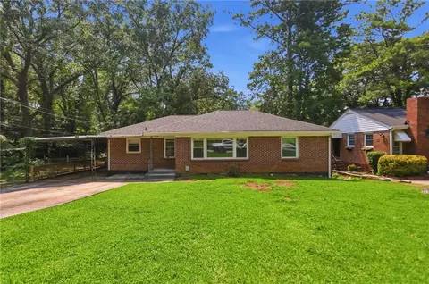 2651 Plantation Dr, East Point, GA 30344
