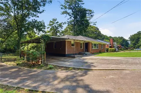 2651 Plantation Dr, East Point, GA 30344
