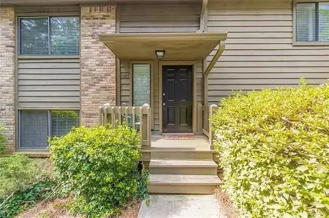 1885 Dyouville Ln, Atlanta, GA 30341