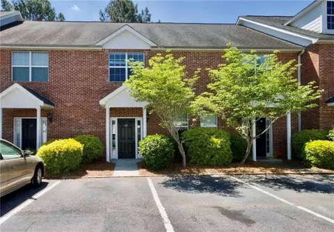 24 Intown Pl, Fayetteville, GA 30214