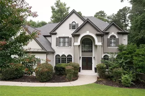 715 Fawn Ridge Ct, Roswell, GA 30075