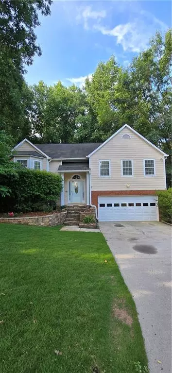 210 Radner Run, Lawrenceville, GA 30043