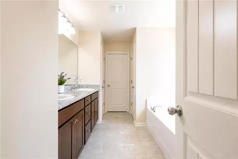 Entry Way - 2066 Villa Spring Ct, Dacula, GA 30019 photo 2 of 3
