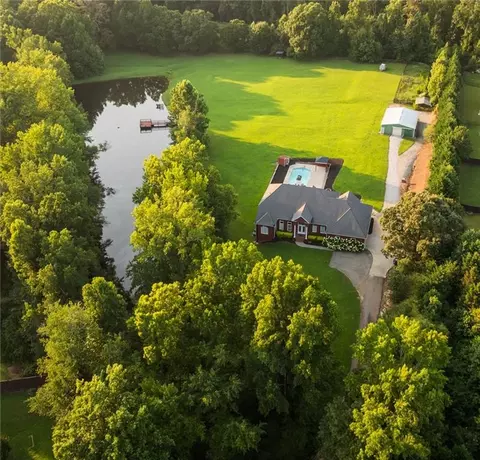 5240 Chestwick Pl, Cumming, GA 30040