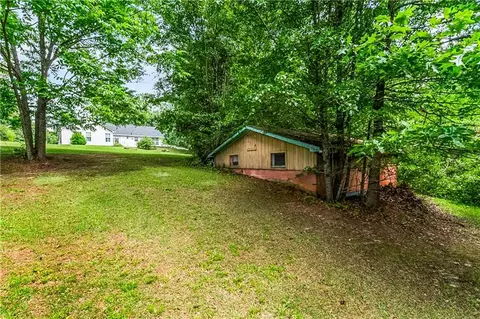 Exterior - 13885 Panhandle Ln, Hampton, GA 30228 photo 3 of 4
