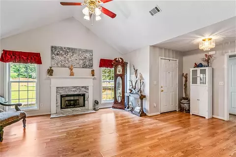 Living - 13885 Panhandle Ln, Hampton, GA 30228 photo 1 of 2