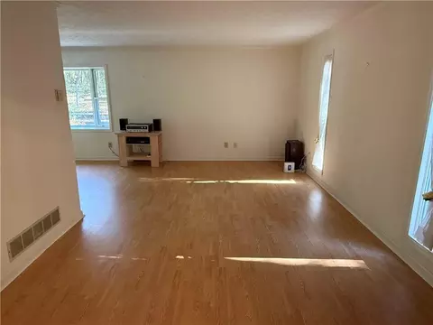 2880 Almand Ct NW, Conyers, GA 30012