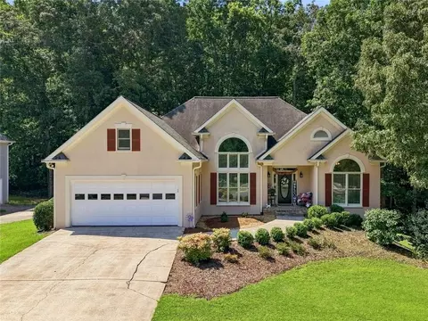 110 Copper Ridge Dr, Woodstock, GA 30188