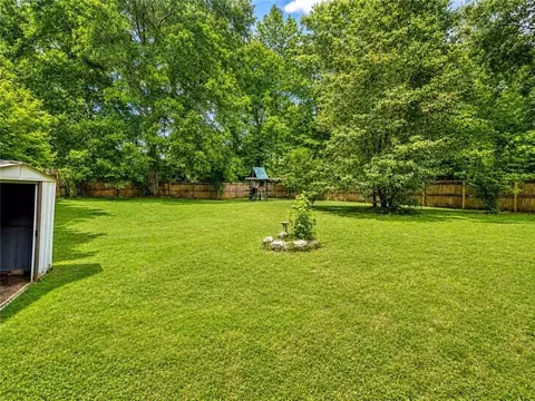 Exterior - 1620 Madison Dr, Bethlehem, GA 30620 photo 2 of 3